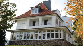 PEMATRA Villa Felsenburg FeWo Gartenblick